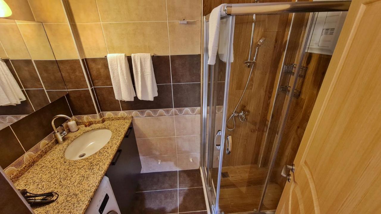 Gasthuis Letstay Sweet Yellow 2*