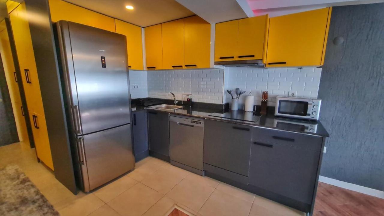 Letstay Sweet Yellow Gasthuis